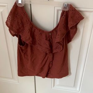 An american eagle shirt